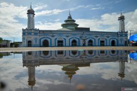 Jadwal sholat wilayah Kota Padang, hari ini Jumat (05/12/2025)