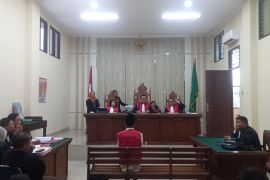 Hakim perintahkan jaksa hadirkan saksi kunci dalam perkara PNS BPN Pesawaran