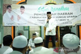 Wabup HSU serap aspirasi warga Pihaung Haur Gading lewat Safari Ramadhan