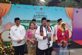 Ini tanggapan Wagub Rano soal RW minta THR ke perusahaan