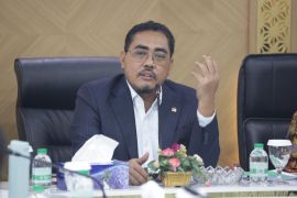 F-PKB:  Anggota TNI duduki jabatan sipil harus mundur atau pensiun