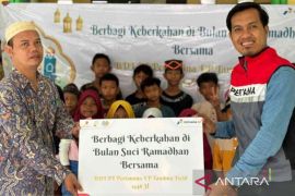 Pertamina Tambun tebar kebaikan di bulan Ramadhan dengan bagikan paket sembako