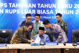 Gubernur Muhidin apresiasi kinerja Bank Kalsel