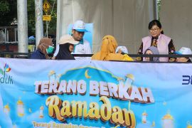 Pasar Murah Berkah Ramadhan PLN UID Kalbar disambut antusias masyarakat