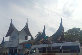 Dishub: Pengecekan kelaikan kendaraan umum penting dilakukan di Pasaman Barat