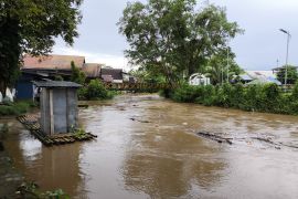 Debit air sungai di HST naik usai hujan deras di Pegunungan Meratus