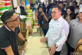 Mendag: Stok dan harga pangan di Pasar Ciracas Jakarta stabil