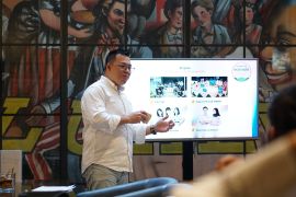 GIS salurkan beasiswa bagi SMK IT wujudkan  kota cerdas