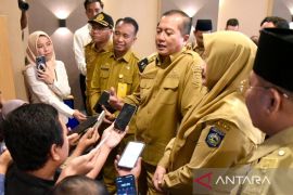 Terpopuler: Mutasi pejabat pemprov batal, isu strategi pembangunan Mataram, hingga car free night digelar di Lombok Barat