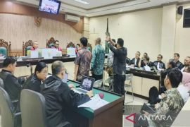 Polhukam kemarin dari mutasi kapolres hingga kasus tipikor