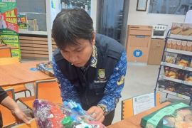 Disperindagkop UKM Kota Tangerang awasi penjualan parsel