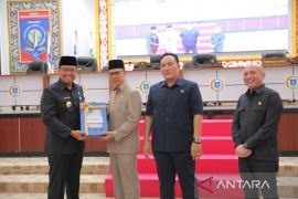 DPRD Babel paripurna penyampaian LKPJ dan pembentukan pansus non perda