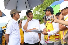 Gubernur Sumut tinjau ruas jalan nasional batu jomba