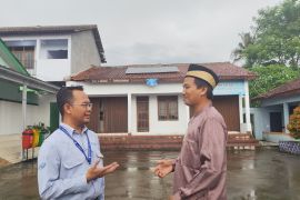 Krakatau Chandra Energi instalasi PLTS di 5 pondok pesantren di Cilegon
