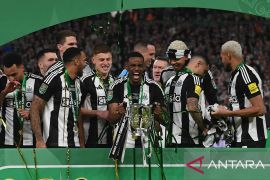Howe sangat emosional antar Newcastle kembali juara setelah 56 tahun