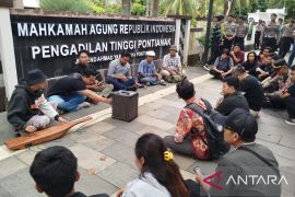 Aktivis Kalbar menyoroti buruknya penegakan hukum SDA