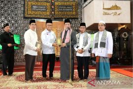 Nuzulul Quran, YMSM wakaf 5.000 mushaf Al Quran ke Masjid Istiqlal