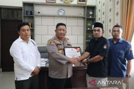Kapolres Palas terima sertifikat penghargaan dari KPU Padang Lawas