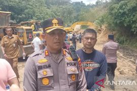 Gempa bumi sebabkan Jalinsum Tarutung - Sipirok lumpuh total, lalu lintas dialihkan menuju Tapteng