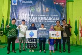 Semarak Ramadhan 1446 H, karyawan XL Axiata berbagi kebaikan di Sumatera
