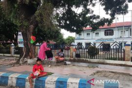 Makarius sebut belum dicabut, status kota layak anak Pekanbaru akan terancam