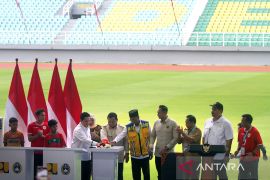Prabowo dorong kerja sama klub dan swasta setelah resmikan 17 stadion