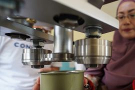 DKPP Kota Madiun fasilitasi UMKM pengemasan produk dengan kaleng