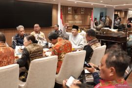 Mensos ajak kepala daerah NTT sukseskan uji petik DTSEN-Sekolah Rakyat