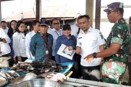 Wakil Bupati Simalungun pantau harga, kunjungi Pasar Serbalawan