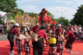 Pawai ogoh-ogoh anak meriahkan Kabupaten Jembrana jelang perayaan Nyepi