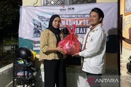 Rembuk pemuda Kaltim bagikan paket sembako ke tiga daerah