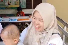 Tim Dinas Kesehatan Pesisir Selatan Kunjungi Pelaksanaan Posyandu ILP