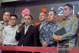 Pimpinan DPR kunjungi BEI yakinkan pasar tetap tenang usai IHSG turun