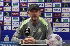 Tony Popovic tegaskan timnya perlu bermain sabar hadapi Indonesia