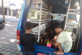 Tingkat kunjungan ke Perpustakaan Mataram turun 50 persen saat Ramadhan