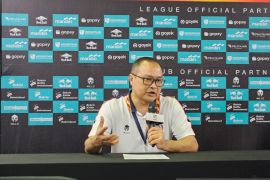 Ahang minta pemainnya konsisten dan persisten saat lawan Bima Perkasa