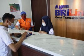 BRILink permudah masyarakat desa untuk lakukan transaksi pembelian, penarikan dan transfer