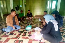 KPU Barito Utara distribusikan C pemberitahuan untuk PSU untuk dua TPS