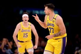 Luka Doncic bawa Lakers permalukan Nuggets 120-108
