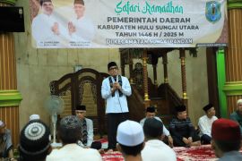 Bupati HSU sampaikan aspirasi Polder Alabio ke Presiden