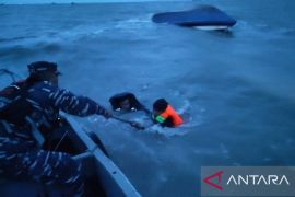 Babel kemarin, Evakuasi ABK kapal tenggelam hingga "jaga desa" tata kelola timah