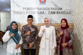 Upaya tingkatkan kondisi kesehatan masyarakat, Forikan Kota Padang adakan lomba aneka masakan ikan