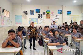 Wamendikdasmen Fajar Riza minta Pemkot Serang perhatikan sekolah swasta