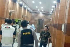 KPK sita satu koper berisi dokumen dari Kantor DPRD OKU