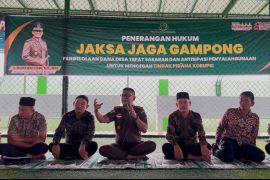 Kejari Bireuen beri bimbingan hukum kepada kepala desa cegah korupsi