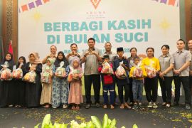 Hotel Aruna Senggigi Lombok berikan santunan dan takjil gratis