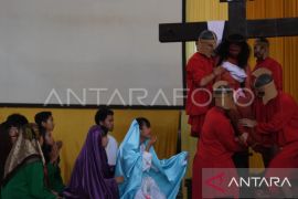 Pemda Maluku fasilitasi pertunjukan wisata jalan salib hidup Oikumene jadi icon wisata rohani