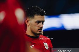 Justin Hubner dilepas Wolverhampton Wanderers