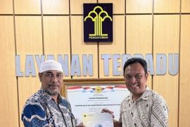 Kemenkum Malut Beri Kemudahan Layanan Apostille mahasiswa doktoral di Australie