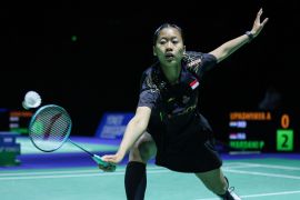 Putri KW menang dua gim untuk tiket perempat final Swiss Open 2025
